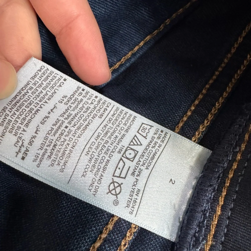Old Navy Maternity Rockstar Skinny Jeans - Size 2 - Dark Blue - Picture 6 of 9